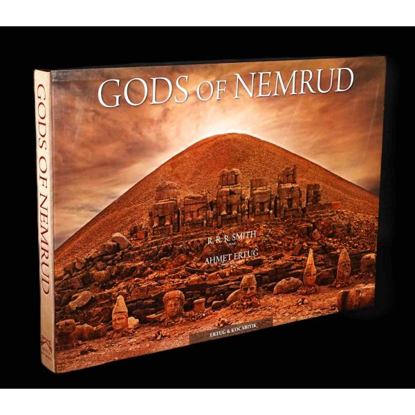 GODS OF NEMRUD (The Royal Sanctuary of Antiochos I & The Kingdom of Commagene), metin: R.R.R. Smith, fotoğraf: Ahmet Ertuğ, 2012, 196 sayfa, 48x35 cm...
