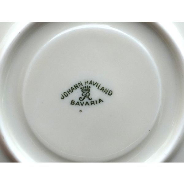 Johann Haviland Bavaria damgalı porselen fincan, fincan çapı 8 cm yüksekliği 5 cm, tabak çapı 12 cm...