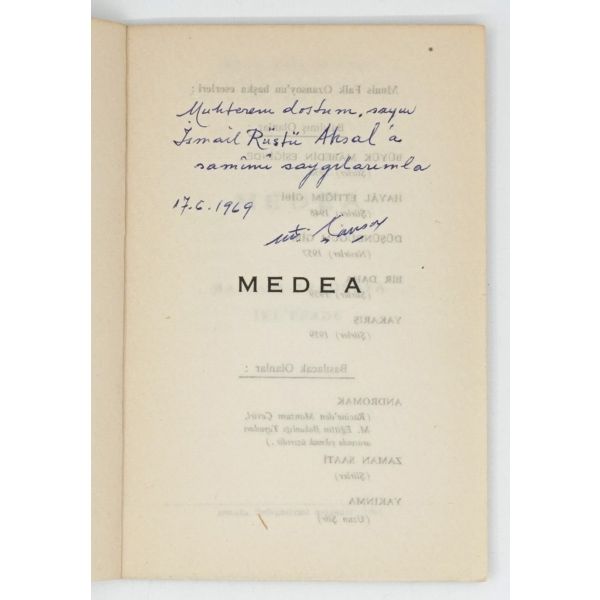 MEDEA (Manzum Tragedya - İki Perde), Munis Faik Ozansoy, 1963, Ankara Üniversitesi Basımevi, 45 sayfa, 11x17 cm...